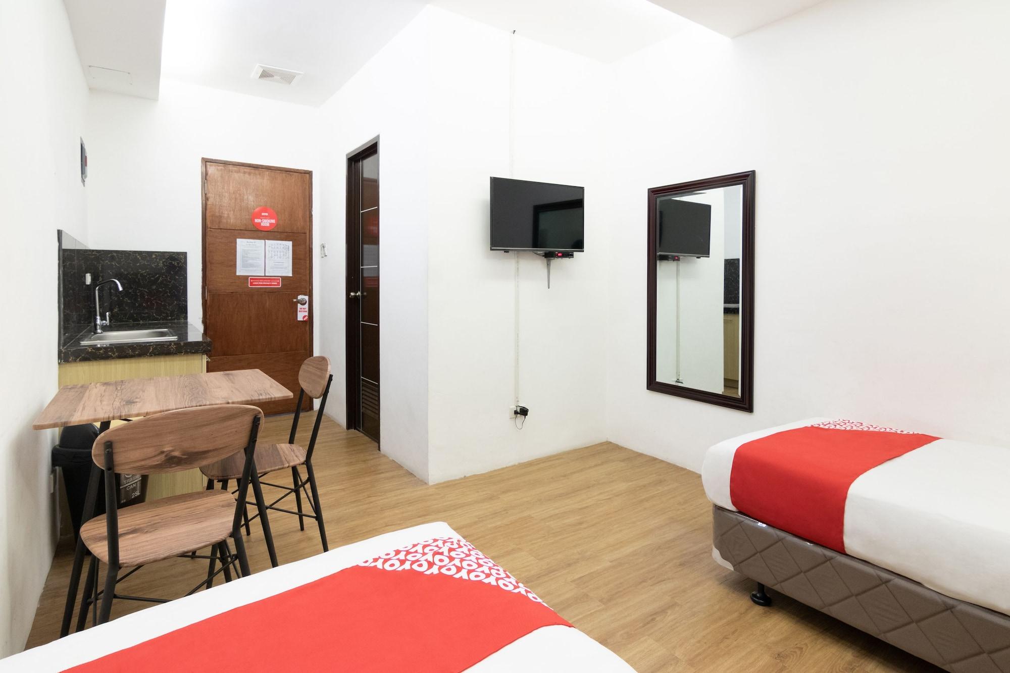 Spiral Suites Hotel Кесон-Сити Экстерьер фото